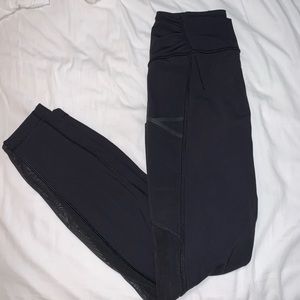 Lululemon mesh leggings black size 6